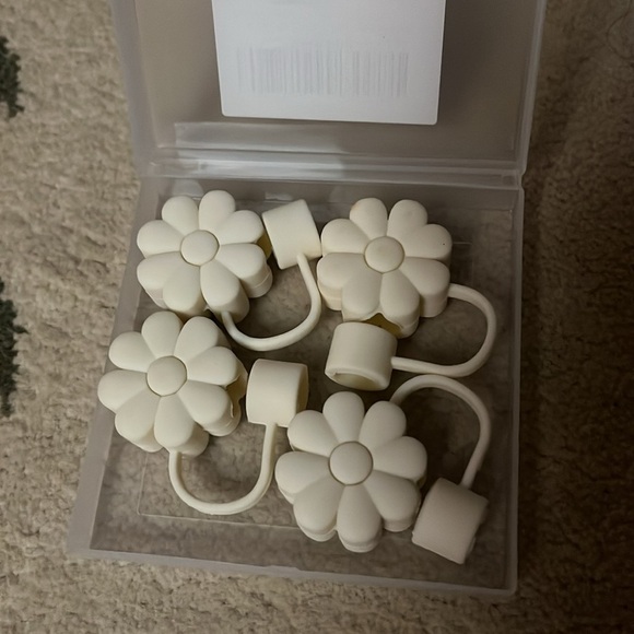 NWT Stanley Cup Straw Covers - Picture 2 of 2